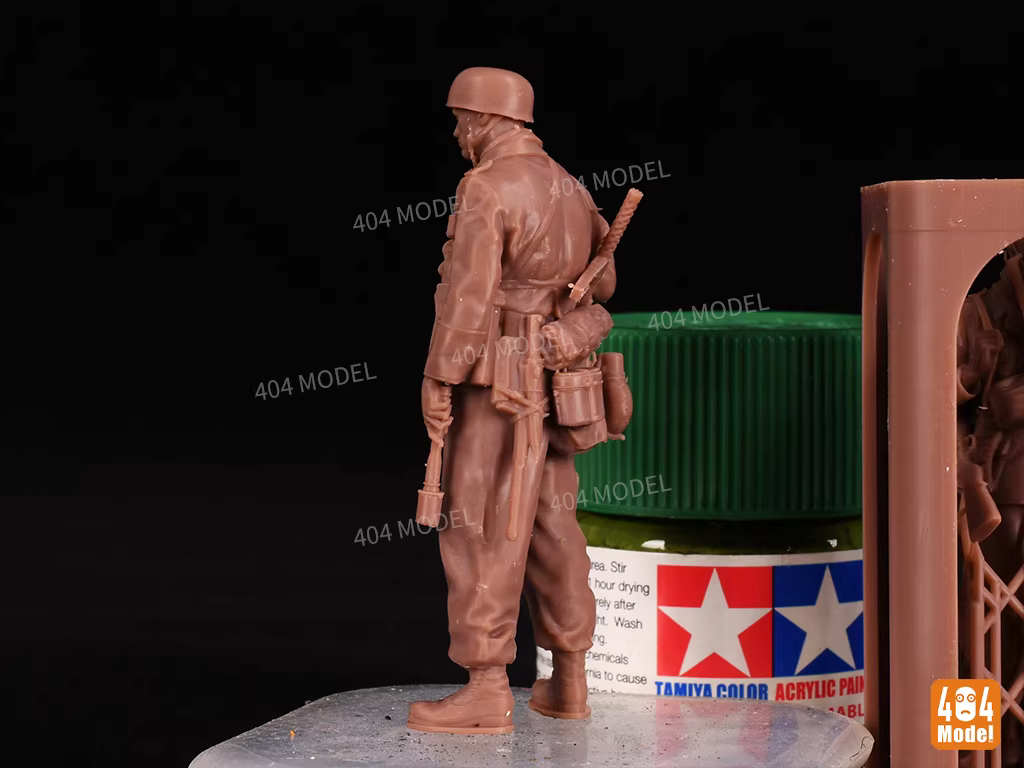 404 MODEL 1/35 德國空降兵擲彈手3D打印兵人